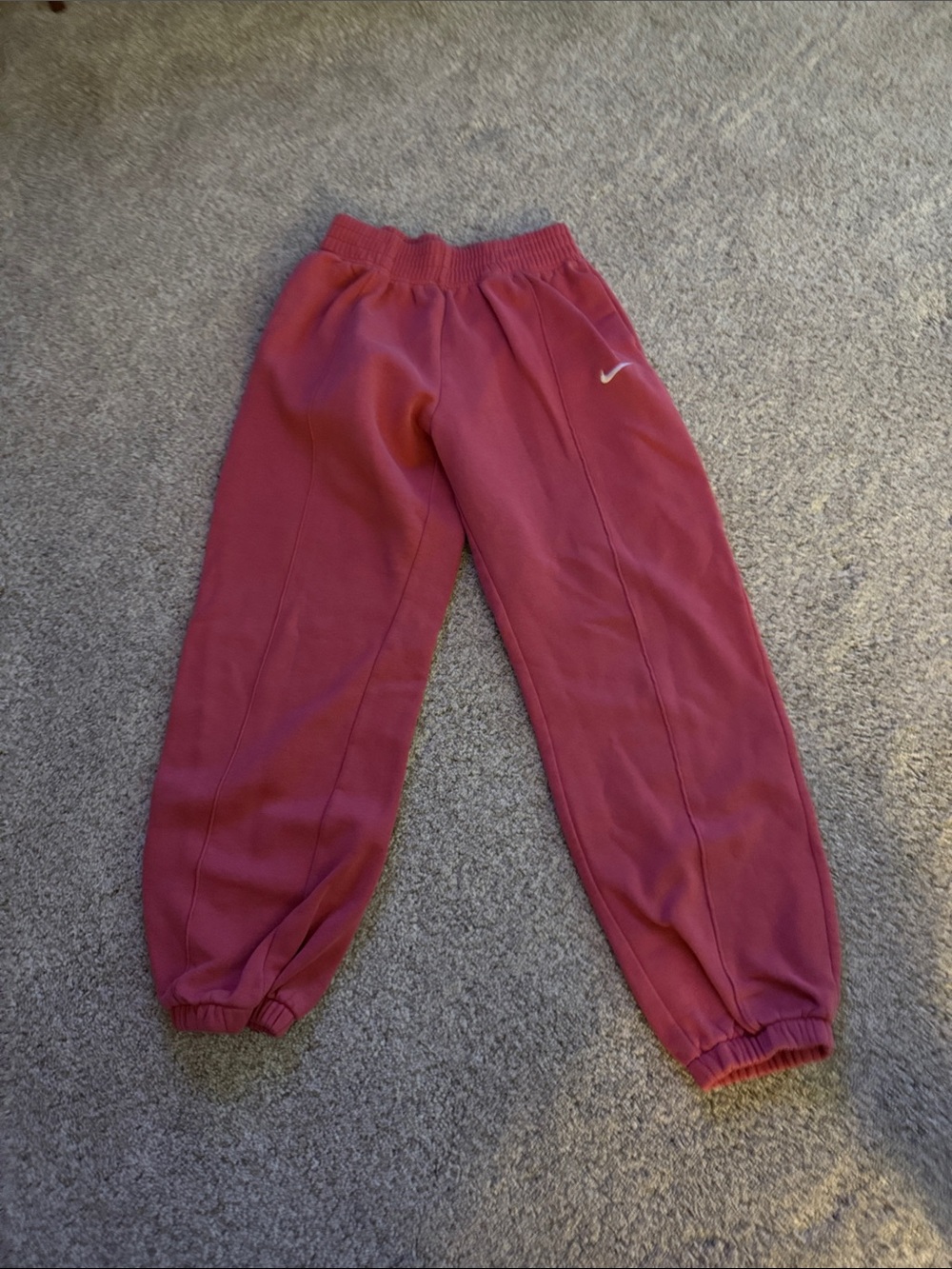 Nike Women’s Burgundy Jogger Sweatpants